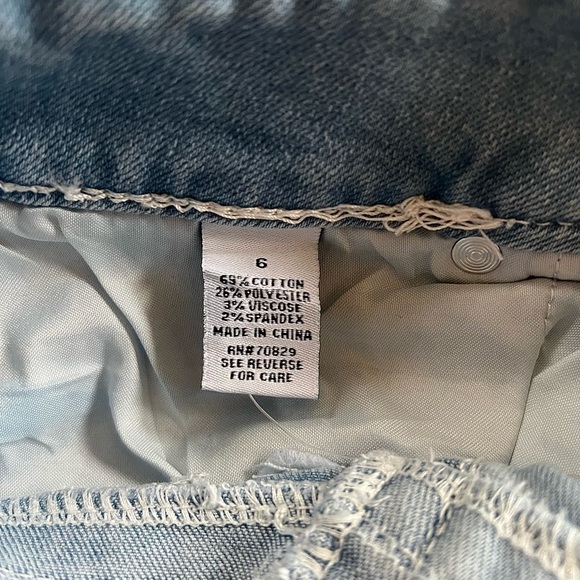 Rue21 Mid - Rise Boot Ultimate Stretch Flare Jean Size 6 - Picture 11 of 13